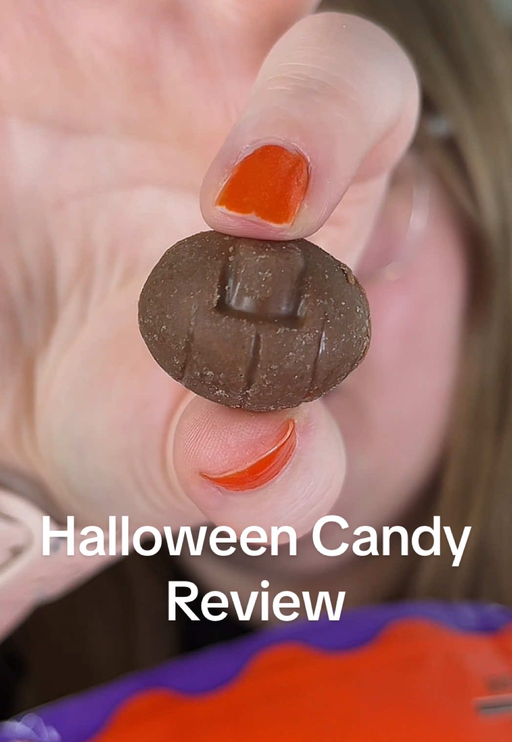 Trying✨MINI Unwrapped Reese’s Pumpkins✨🎃🥜🍫#reesespumpkins #halloweenfinds #candy #candyreview #candytok 