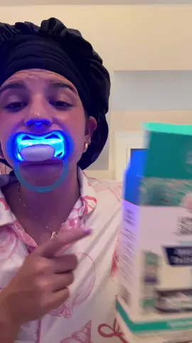 the BEST whitening kit with everything you need. This is about to last me a year!!! @lilsuzzyvert #teethwhitening #whiteningstrips #whiteningkit #whiteteeth #gurunandaproducts 