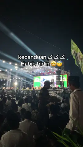 Bib tolong bib😭🤣#majelisazzahir #azzahirpekalongan #habibbidinasegaf #lewatberanda #fyppppppppppppppppppppppp 