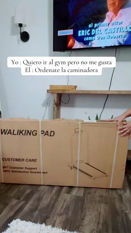 Que novela estoy viendo? Ahora si a rebajar esas libritas de mas 🫣 #fyp #walking #workout 