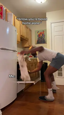 Me, myself and my slippers 🤷🏾‍♂️😂 #funnydance #silly #homedance #fyp