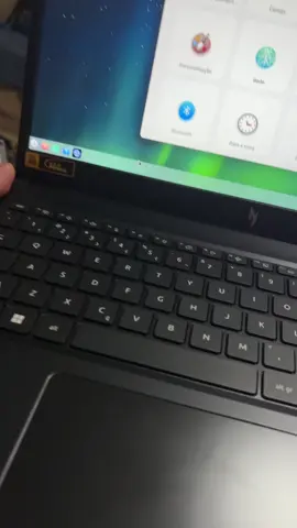 Vergonha  de sistema operacional , um notebook carisssimo , um sistema operacional vagabundo ! #linux #vergonha 