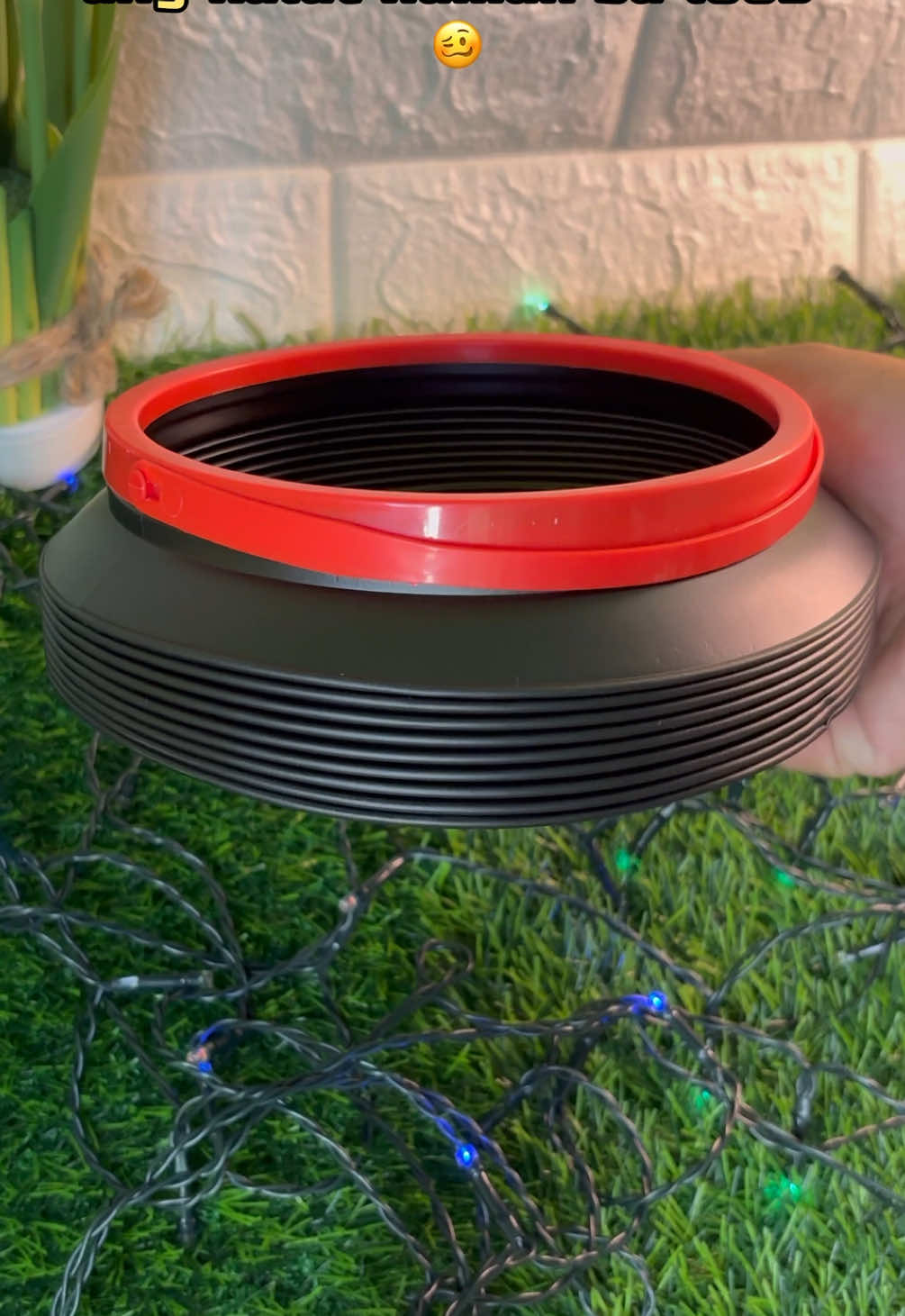 Mas nakakapogi ang sasakyan ‘pag malinis tignan. Affordable Car Trash Bin! Foldable and durable