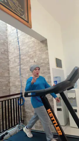 Jalan paginya di bawa asyik aja ya guys🏃‍♀️‍➡️🏃‍♀️‍➡️😂