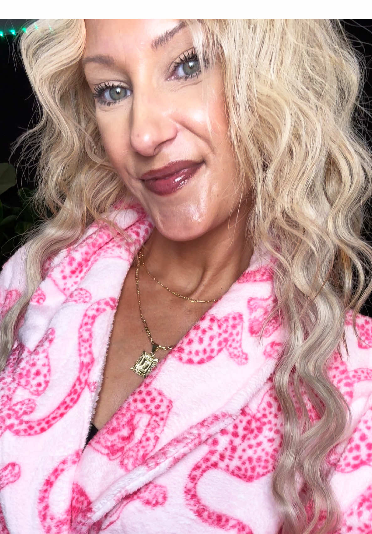 #robe #bathrobe #pink #classystyle #tiktokshopfinds @CAFFARIA 