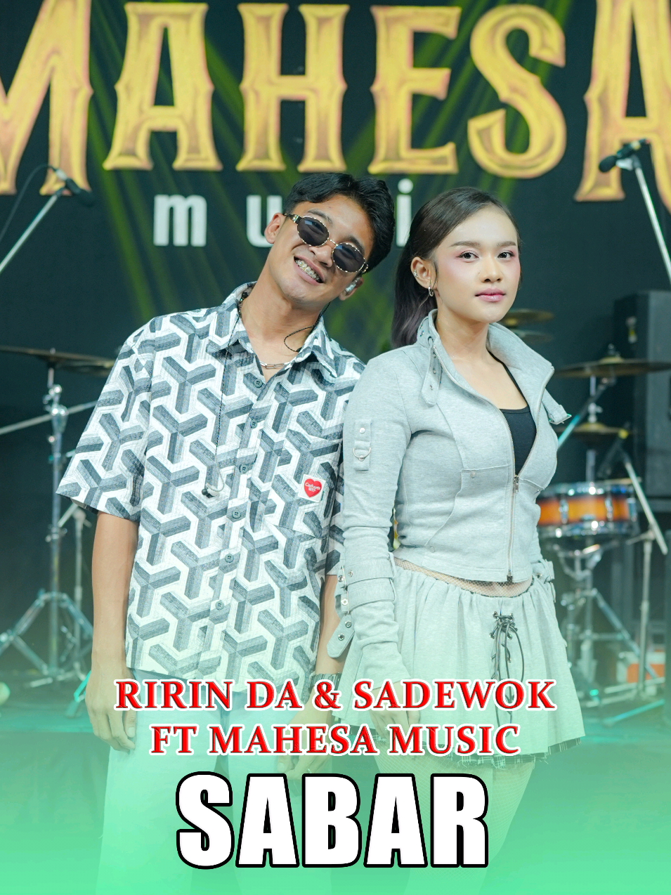 @ririndwiaryanti218 @sadewok4 tayang nanti siang pukul 12.30 Ytc MAHESA Official #mahesamusic #sabar #sadewok #ririndwiariariyanti #mahesamusicofficial 