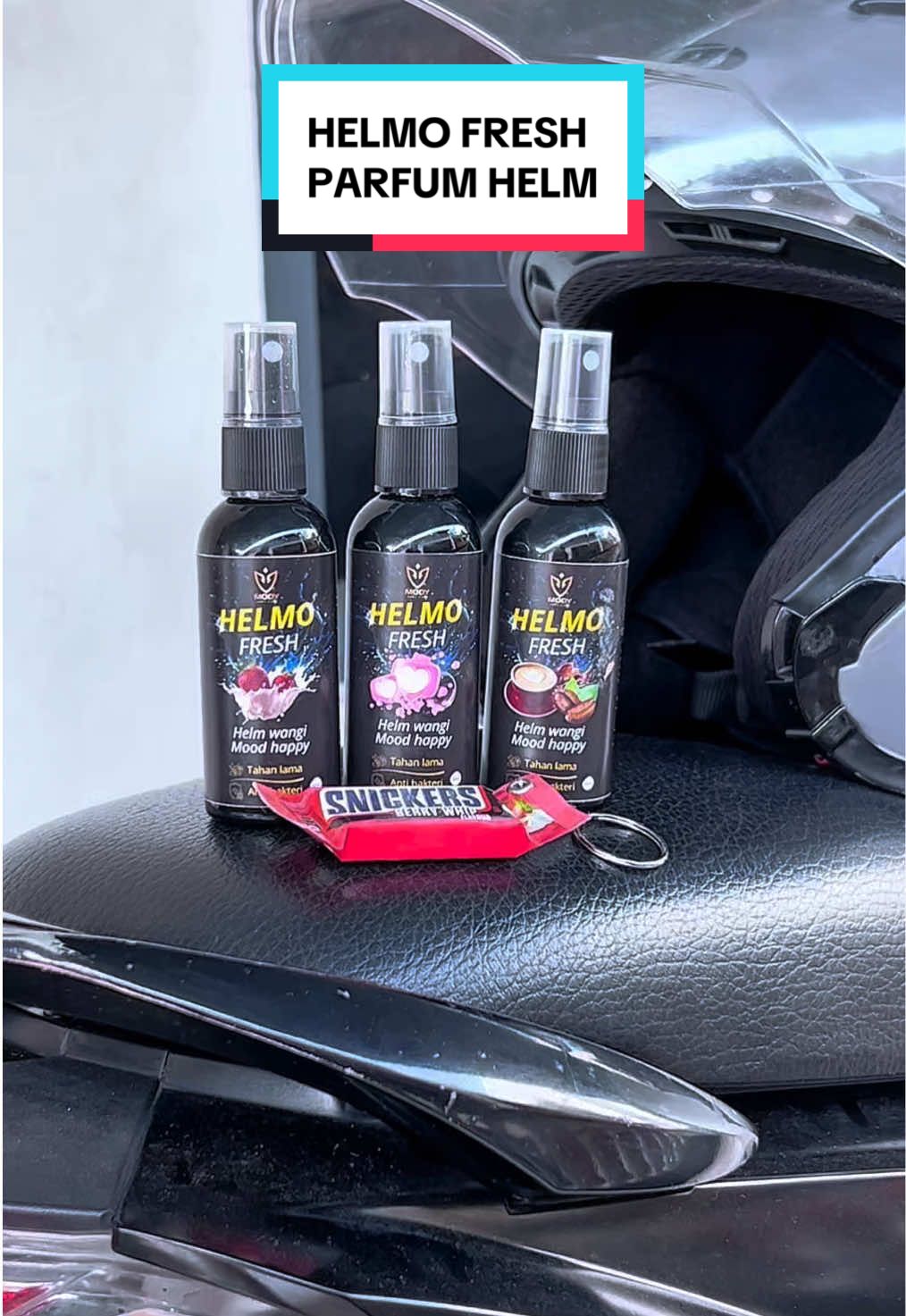✨ MODY HELMO FRESH – Parfum helm premium anti bakteri! Hilangkan bau apek pada helm, hadir dengan aroma segar tahan lama, aman untuk kulit, dan bikin berkendara lebih nyaman. Satu paket isi 3 botol 60ml, cocok untuk pengendara motor sehari-hari. Helm wangi, ngantuk hilang, dan mood selalu happy! #helmofresh #parfumhelm #helmwangi #antibau #antibakteri  