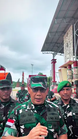 Kunjungan Kerja Pangdam XII/Tanjungpura Mayjen TNI Jamallulael, S.Sos., M.Si. berkunjung ke Marshalling Area Yonif TP 833/Bumi Daranante. Dalam arahannya beliau menekankan pentingnya kekompakan, loyalitas, dan semangat satu jiwa sebagai kunci keberhasilan prajurit dalam melaksanakan tugas negara.  