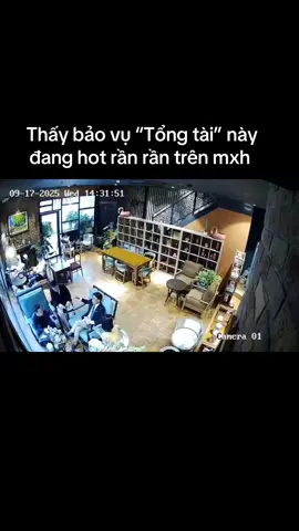 Khoảnh khắc Tổng tài giơ tay lên ra hiệu ngưng tương tác nhân viên quán Cafe ở Hà Nội sau 3 lần nhắc khách không . #capcut #xuhuong #xuhuongtiktok #xuhuong2025 #trending 
