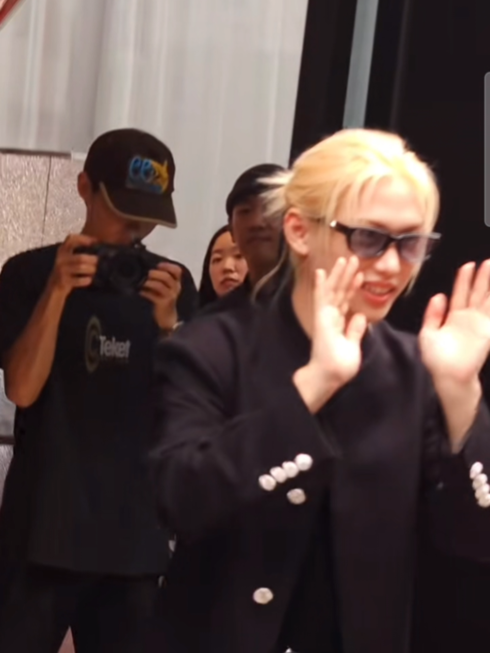 180925 Felix leaving GM store #필릭스 #Felix #StrayKids #스트레이키즈  #GENTLEMONSTERXFELIX  📽📸.kiki.