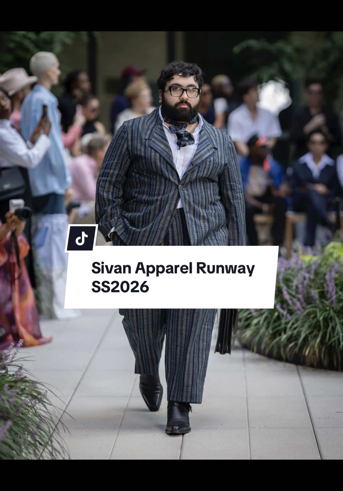 It’s now a life goal to own a piece from this collection (or idk maybe walk in a runway one day?!) @Jack Sivan @✨POSH HEAT🔥 @MOD Magazine #sivan #nyfw #Runway #plussize #diversity 