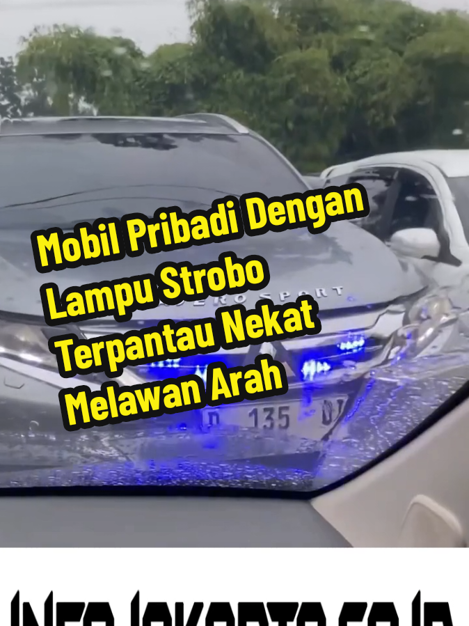 ⚠️⛔️ DILARANG MELAWAN ARAH DENGAN MENGGUNAKAN STROBO ⛔️⚠️ Mobil pribadi jenis Mitsubishi Pajero Sport dengan lampu strobo terpantau nekat melawan arah. Plat mobil tersebut bernomor D 135 DI. ----- Ikuti akun kami untuk update informasi terkini Jakarta dan sekitarnya ----- 📹 : ig via _rzkyfadh87