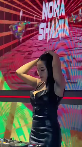 Garam cinaaaaa sampe busa  😶‍🌫️ #djnonashania #garamcina #djfunkot #funkot #viraltiktok 