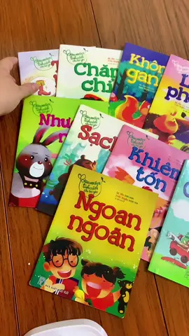 Bộ sách gồm: -Cuốn 1: Tiết Kiệm -Cuốn 2: Lễ Phép -Cuốn 3: Không Ganh Tỵ -Cuốn 4: Ngoan Ngoãn -Cuốn 5: Nhường Nhịn -Cuốn 6: Chăm Chỉ -Cuốn 7:Chia Sẻ -Cuốn 8: Khiêm Tốn -Cuốn 9: Sạch Sẽ Bộ sách Gieo mầm tính cách cho bé yêu với hình ảnh 4 màu sinh động hơn, với những tính cách được lựa chọn gần gũi với độ tuổi nhỏ của các bé yêu hơn. #xuhuong #daycon #daycondungcach #gieomamtinhcach #giaoducconcai 