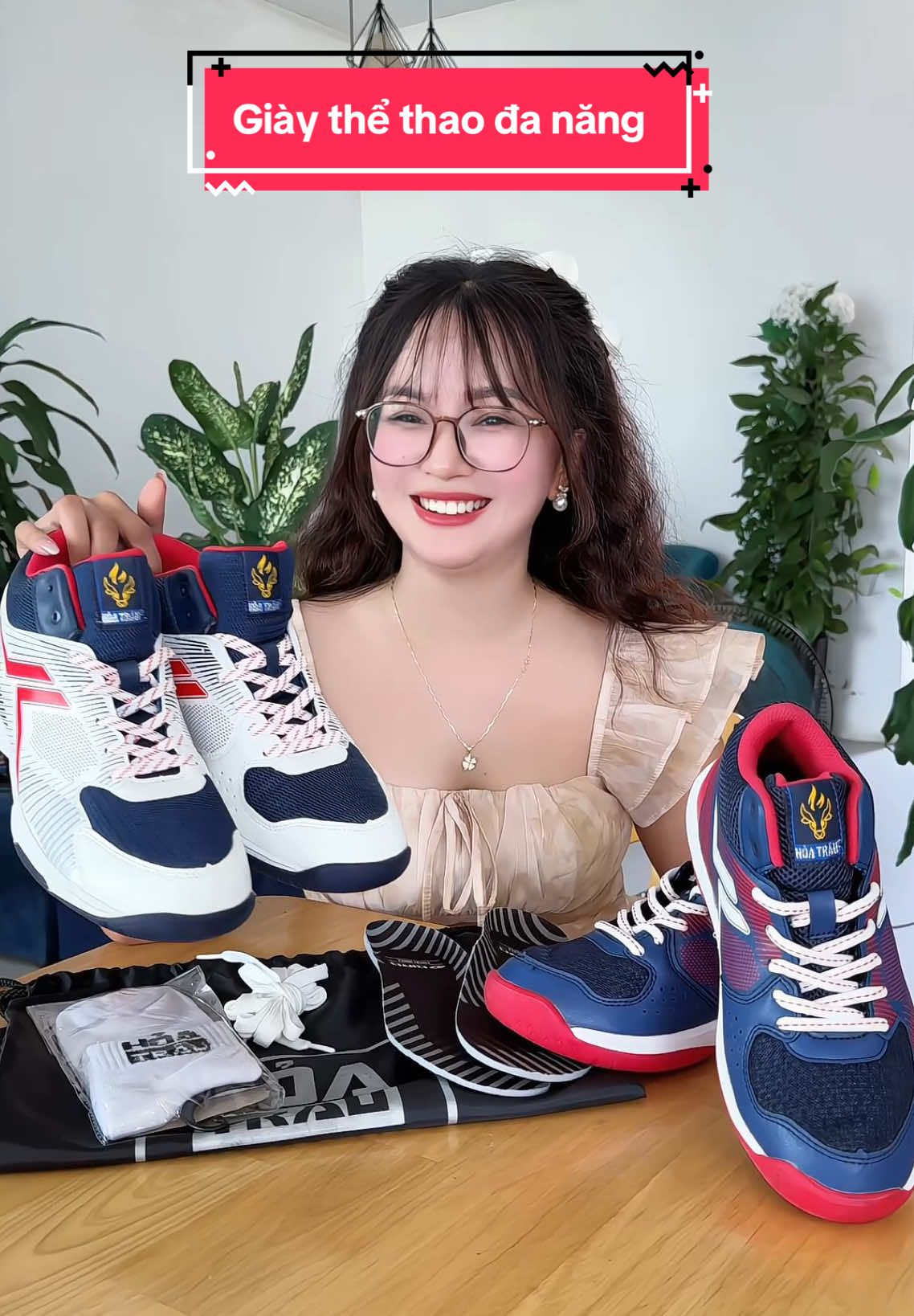 Giày thể thao đa năng #giaythethao #giaybongchuyen #giaycaulong #giaysneaker #xh 