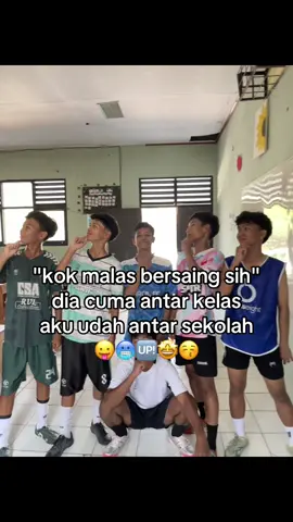hanya becanda🤩🤩#fyp #futsal #smanba #masukberanda #fyppppppppppppppppppppppp 