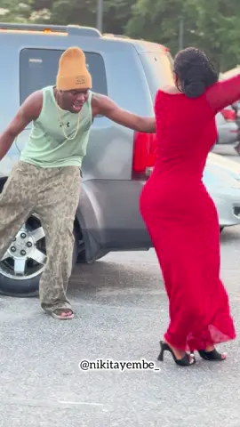 Na so I almost break my leg 🥹🥹🥹🥹#fyp #fyppp #goviral #tranding @Nicki🐅🤴 