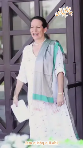 Thursday, 18th September 2025 🎂 Today marks the 55th birthday of Princess Zahra Aga Khan, Pro-Chancellor of the Aga Khan University. Born on 18th September 1970 in Geneva, Switzerland, Princess Zahra continues to inspire through her dedicated service and leadership. #princesszahraagakhan #birthday #ismaili #blessed 