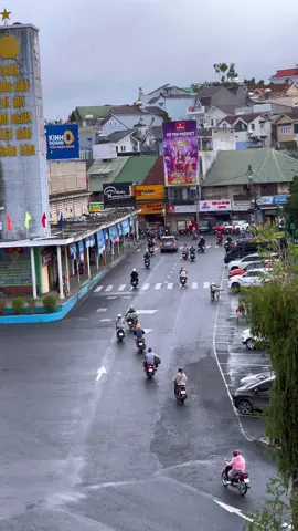 Góc phố thân quen chắc các bạn đã từng đi qua #sanmay #đactrungDalat #reviewdalat 