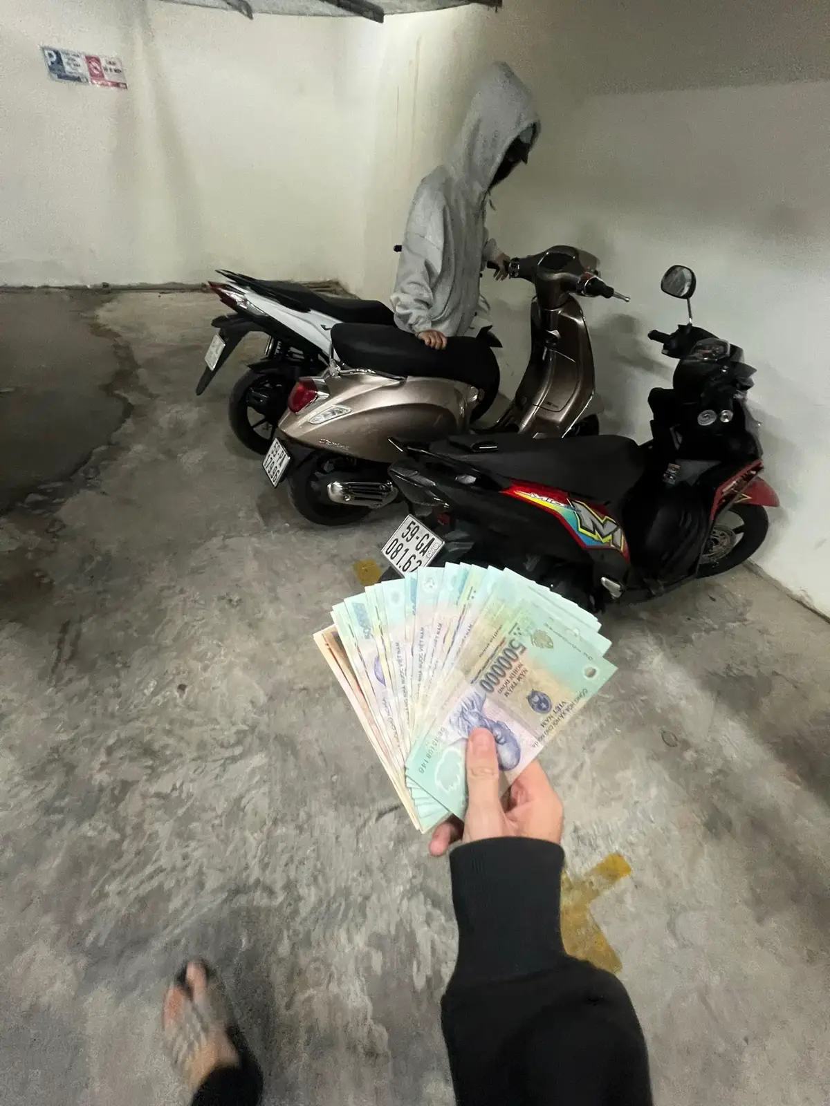 “Khi bạn có một chút, bạn lại ước nhiều hơn. Khi bạn có nhiều hơn, bạn lại ước có nhiều hơn nữa. Khi bạn mất tất cả, bạn mới nhận ra Một chút thôi là đủ rồi..!” #xuhuong2025 #fyp #viral #anhem 