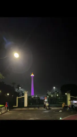 tinggalkan pesan untuknya.