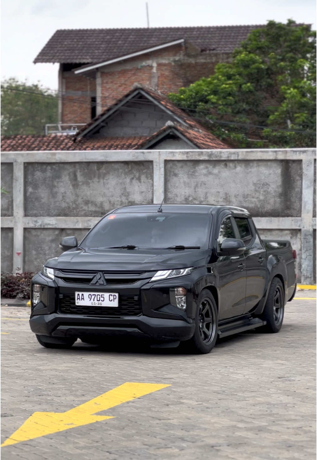 terbuai aku dalam hitam manismu🫣 #tritonsedan #fyp #cumidarat 