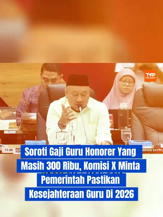Komisi X DPR RI soroti gaji honorer yang masih Rp 300 ribu. Minta pemerintah pastikan kesejahteraan guru di tahun 2026. #berita #beritatiktok #dpr #dprri #fyp