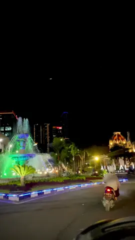 Mentahnya #surabaya24jam #promoseruweekend #surabya #alunalunsurabaya 