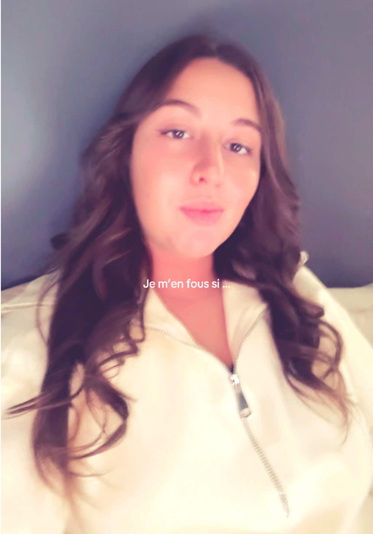 Je m’en fous si . Je suis passée de la plus grosse hypersensible à une personne complètement centrée sur elle même donc je PEUX en parler #jemenfous #jemenfou #jemenfoutiste #trendtiktok 