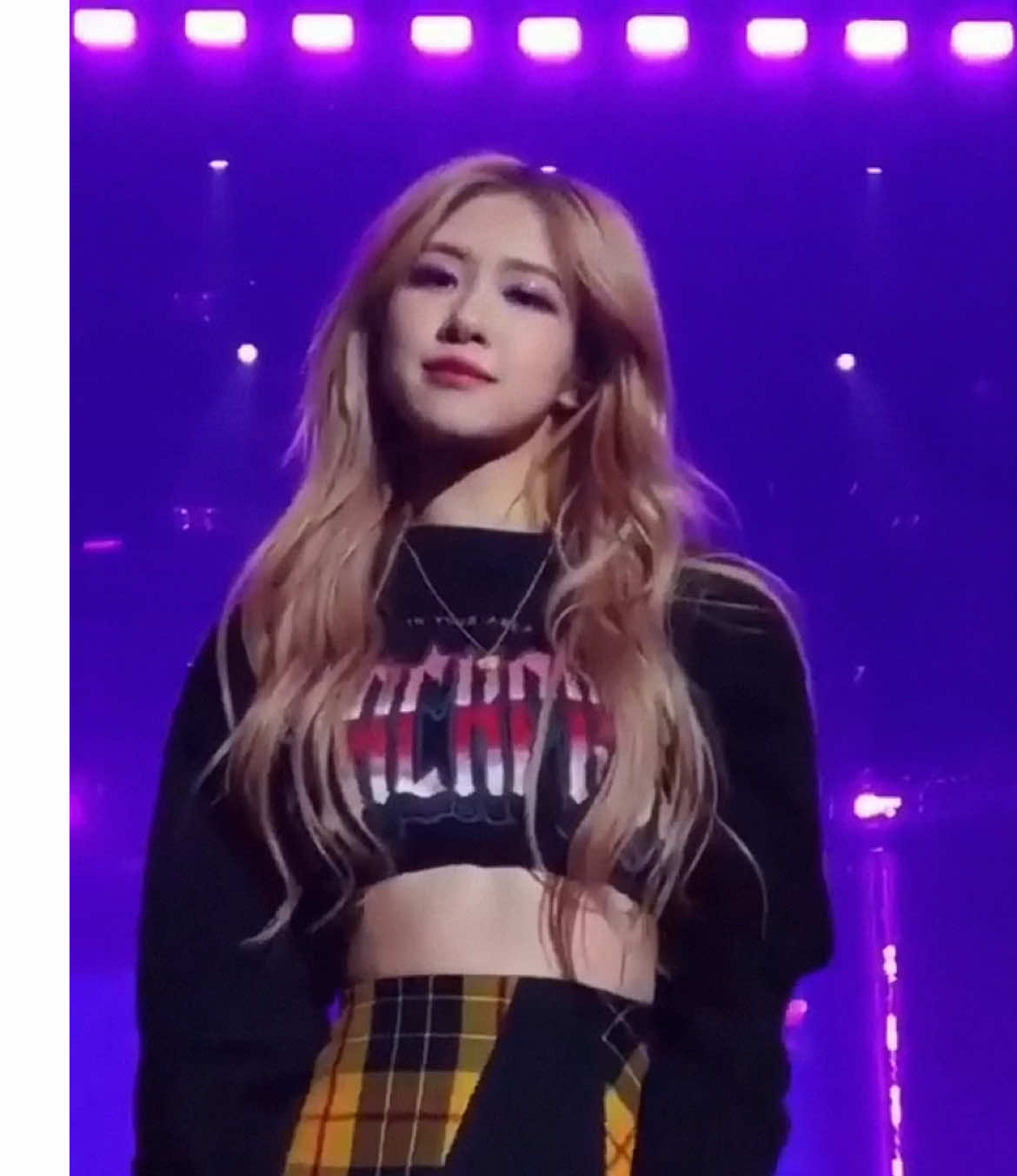 ROSÉ 2018>>>  #rosé #roses_are_rosie #moonlight #parkchaeyoung #fyp 