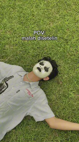 malah disetelin #Feels #malahdiingetin 