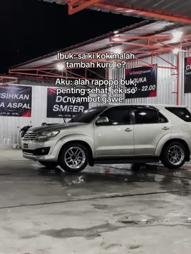 #CapCut Wong omah raperlu reti montang mantinge 😇😇🙂.                #fyp #carwash #orangecarwash #yogyakarta 