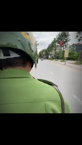 Tháng này cháu gặp chú hơi nhìu🥹🥹