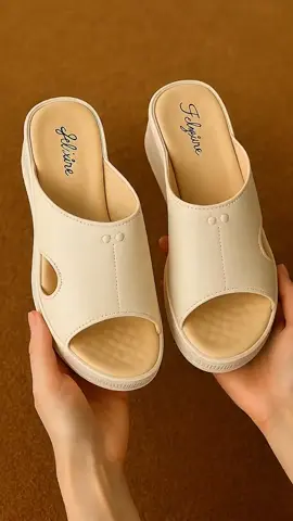 #sandalwanita #sandalkekinian #sandalmurah 