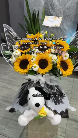 No me dejó como espectadora 🌻🥹🥰🦋 Reserva escribiendo a nuestro whatsaap chat 964170725  #floresamarillas #21deseptiembre #girasoles #floristerialima #ramocoreano 