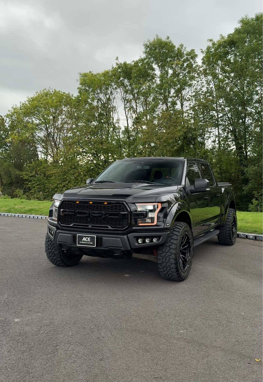 2019 Ford F-150 Raptor Supercrew 🔥 450bhp 😍  American Car Showroom in Leeds UK 📍LS27 7FP