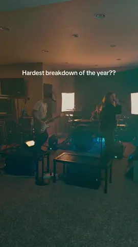 Does this breakdown rip? 🫵 #breakdown #bandpractice #metalhead #rockstar #trendingvideo 