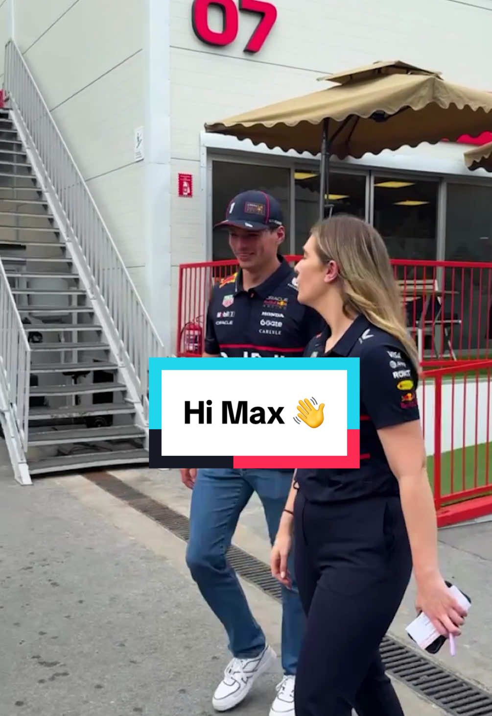 ugh, so annoying when a four-time world champion crashes your video like that 🤪 #f1 #formula1 #azerbaijangp #67 #maxverstappen 