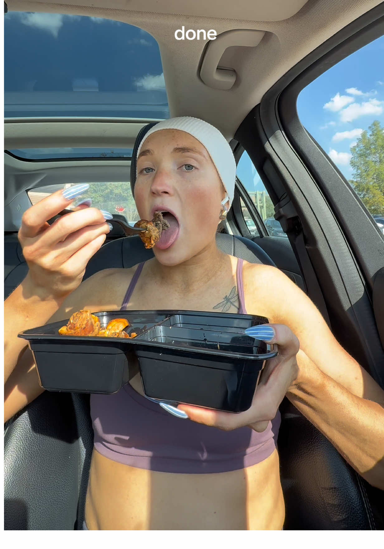 I swear sometimes I look back and remember letting the things that weren’t even valid excuses AT ALL get it my way when a little critical thinking would easily provide me with a solution - but how bad you want it determines the lengths you go to #fitnessjourney #nutritiontips #healthylifestyle 