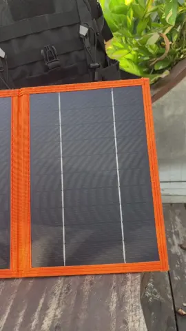 Take a look at this multi-functional solar power bank.#LanguageLearning #olebrandselect #tiktokusa #solarpower #fentysuperbrandday #phonemount #solarpowerbank #outdoorfun #videowave 