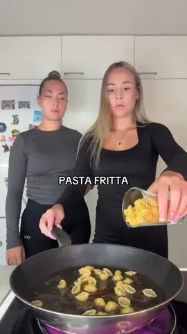 паста фритта #pasta #pastafritta #cookwithme #готовка #fyppage 