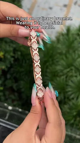 This is not an ordinary bracelet. Wearing it will be beneficial to your health.#jecanori#copperbracelet#copperjewelry#copper#bracelet#magnetic#summeraccessories#tiktokmademebuyit#fyp #viral