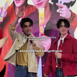 BROOOOO SANTA'S PROUDDDDDDDDDD I MEANNNN YESSS?!?!!?! PERTH TANAPON IS HIS BOYFIE?!?!?!?!!!! #perthsanta #fyp #fypage #foryou PERTHSANTA DOMIIA AT DOIKHAM  #ICEPOPFreezeFreshxPerthSanta 
