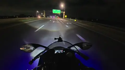 #nightlife #nightrides #R1 #paratiiiiiiiiiiiiiiiiiiiiiiiiiiiiiii  #paravocê 