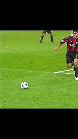 جاتوزو لعب مباراة كاملة اهو مصاب #football #fyp #gattuso #milan #كرة_قدم 