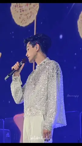 Aduh, masih belum bisa move on dari konser Sabtu lalu. padahal dah hampir seminggu. Oh iya, Happy 12th Year Anniversary baobei... 💕  #happyanniversary 