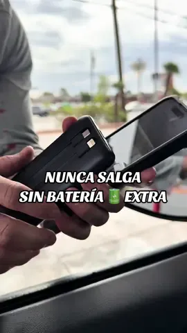 Siempre cargar un batería extra por cualquier cosa. #cargadorportatil #portablecharger #portail #bateria #tiktokshopblackfriday 