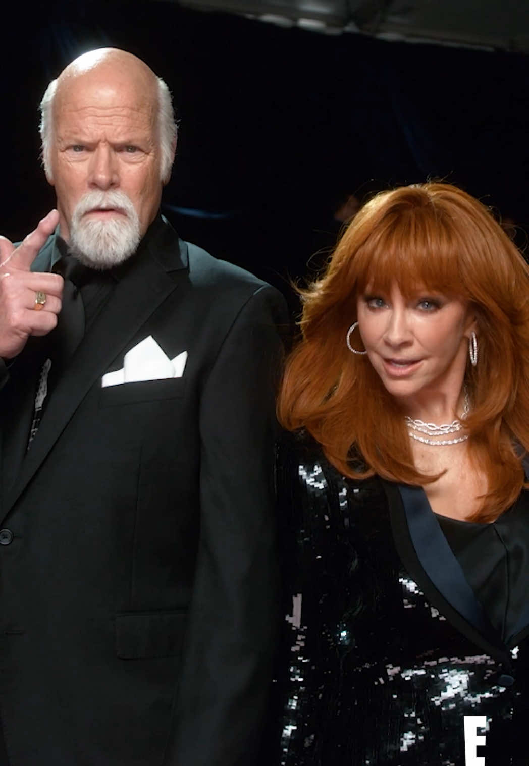 REBA McENTIRE IS A PRO!! Her and Rex came with a plan and I loved it! I think I’ve shot Reba a few times over the years, and she is always a delight! So fun! #rebamcentire #colewalliser #glambotbts #livefrome #emmys