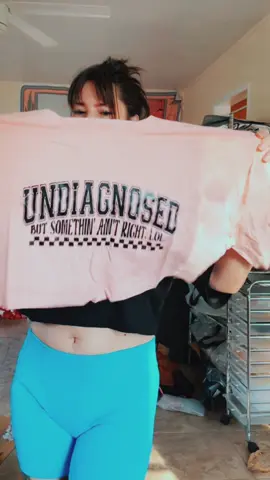 Under $15 for 2 shirts right now!! Great deal check it out! 💖💖💖 #fyp #cropshirt 