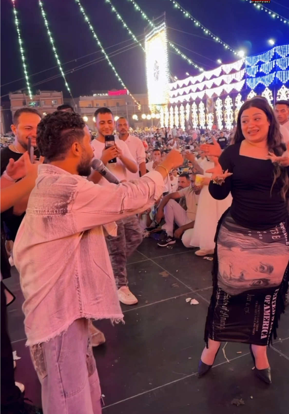 عبسلام وشئلشه بيقولوا لدنيا الالفي انتي رقم واحد ..☝🏻😎